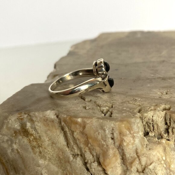 Sterling Silver 925 Black Onyx Cabochon Bypass Style Fixed Band Ring Sz 6.5 - Picture 8 of 16